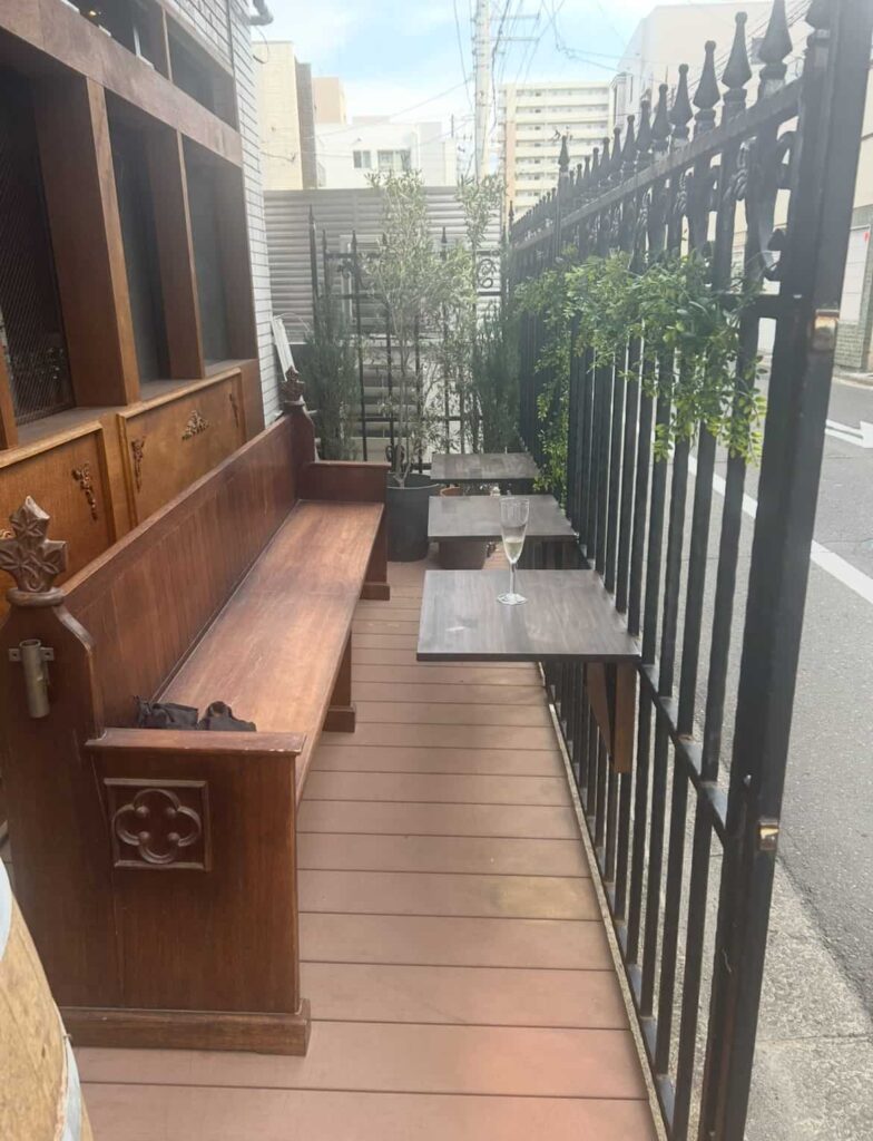 bon ben bon ピンサ テラス席