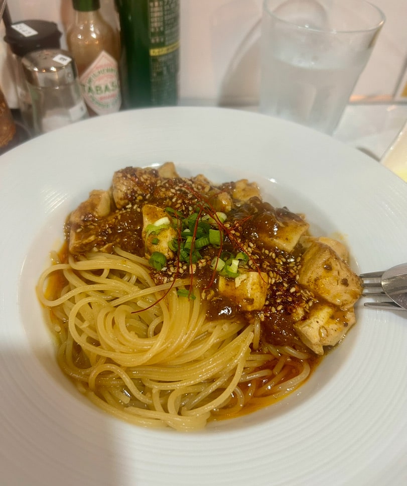 チュタリー　麻婆チーズクリームパスタ