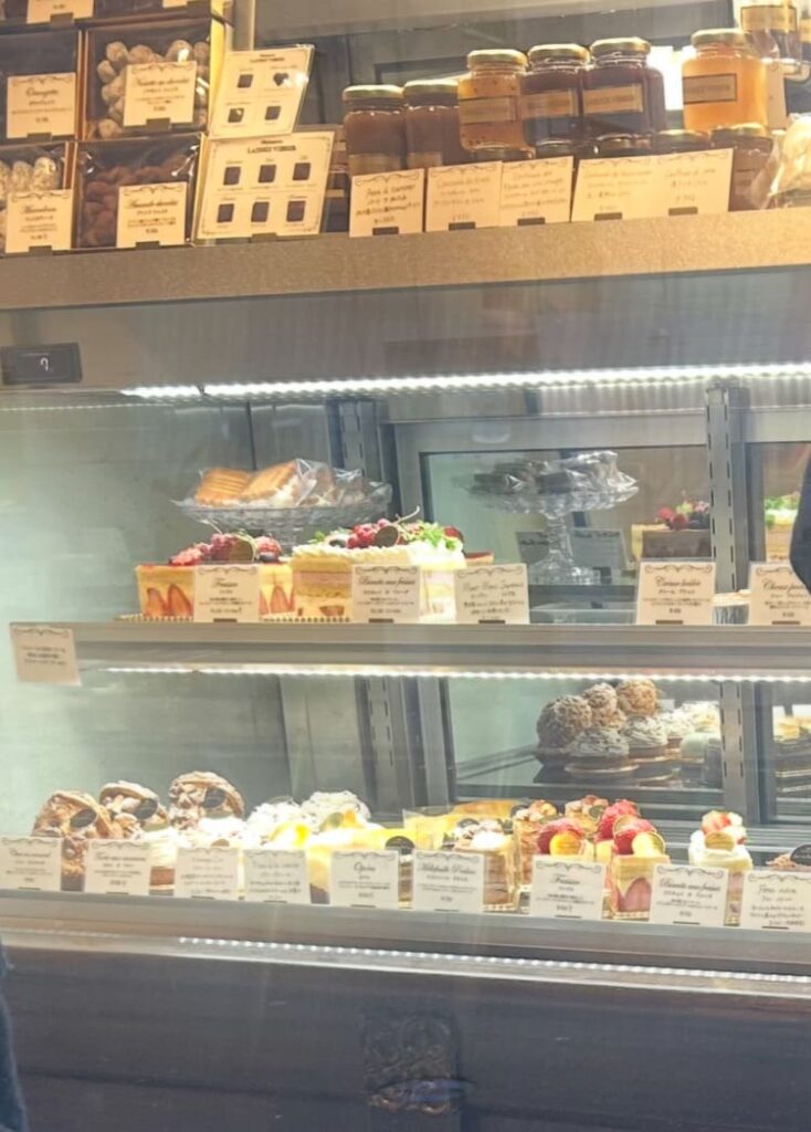 パティスリー レセヴィブレ